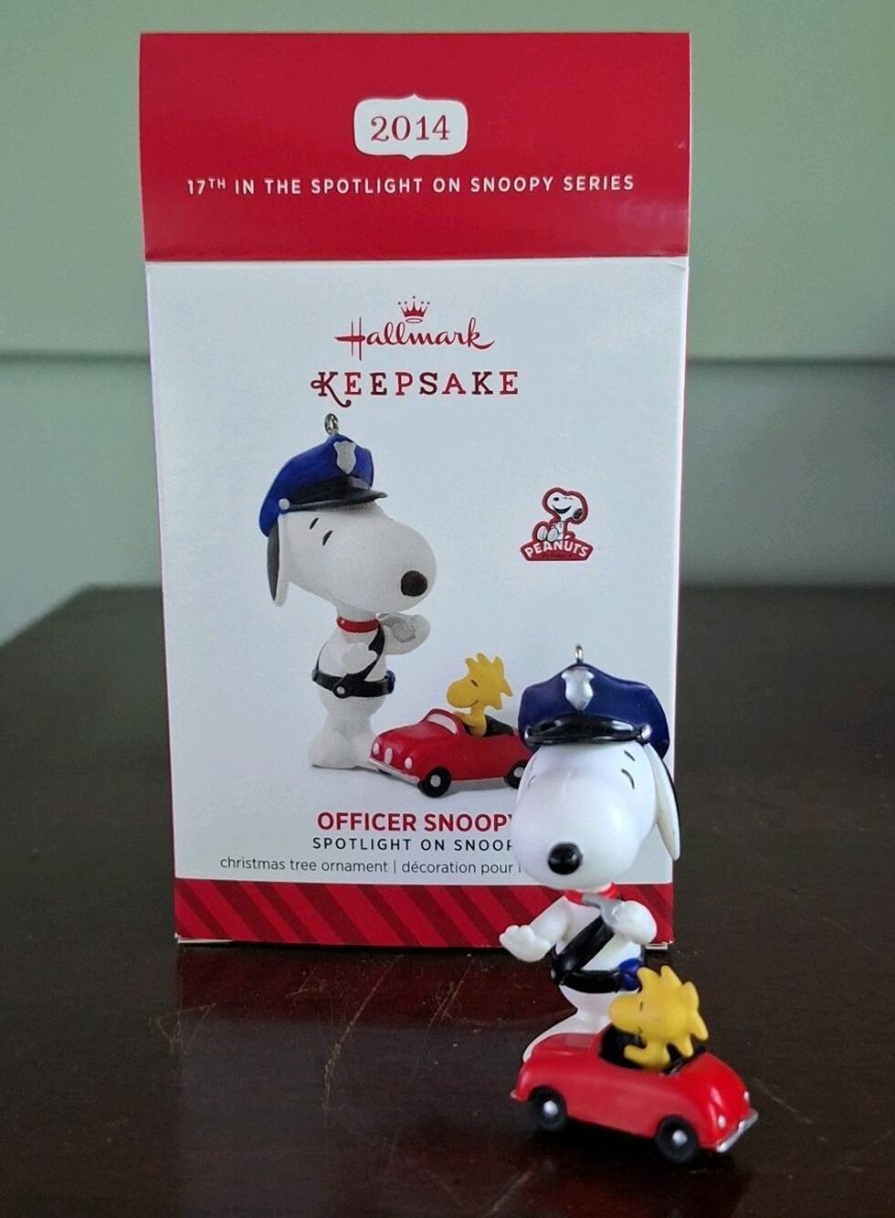 2014 Hallmark Keepsake Ornament Spotlight on Snoopy Officer Snoopy #17 in Series